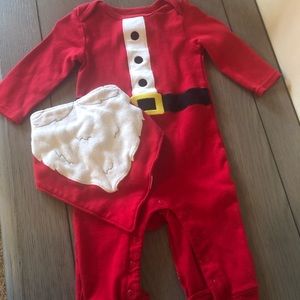 🔥SALE🔥9 month Santa jumpsuit with beard bib!